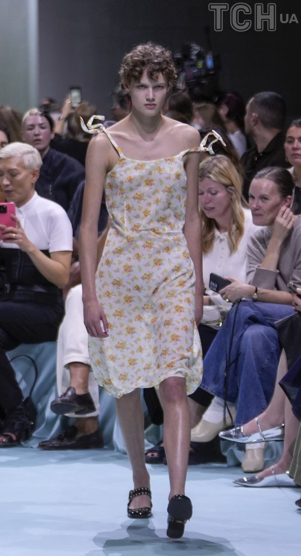 Показ бренда Prada весна-лето 2025 / © Associated Press