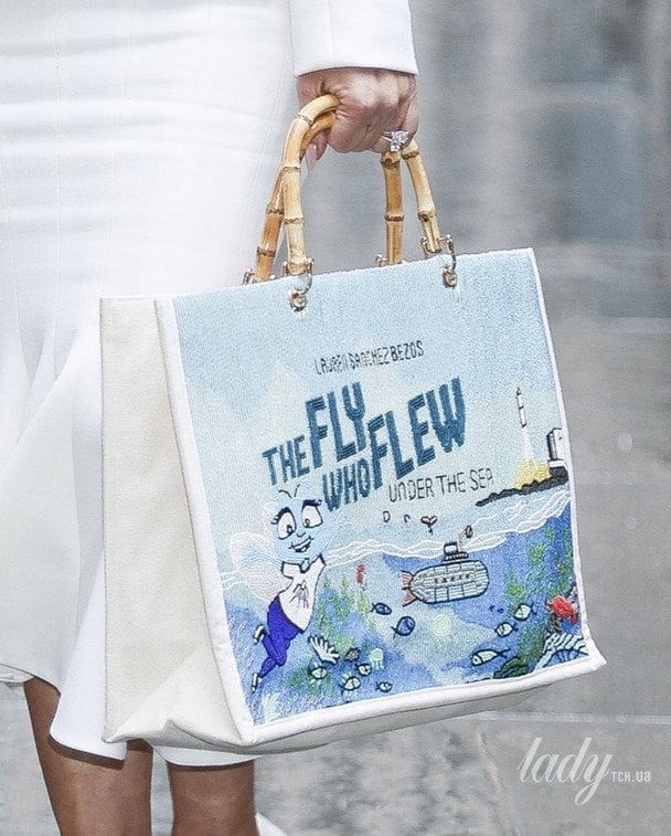 Лорен Санчес тримає свою ексклюзивну сумку / © Getty Images