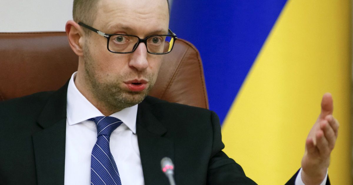 Яценюк говорил с Ахметовым