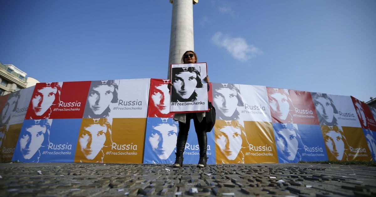 Российский суд приговорил Савченко к 22 годам колонии. Текстовый онлайн