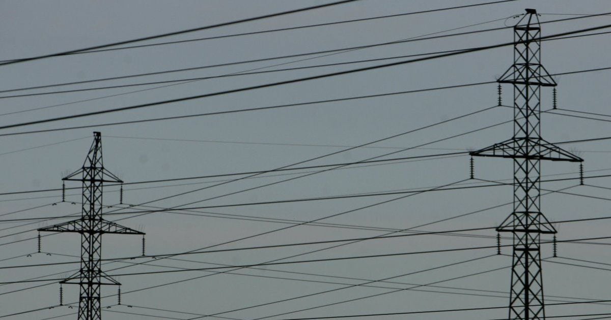 Після рішень Міненерго і Нацкомісії на користь Ахметова в Україні зросли ціни на електроенергію