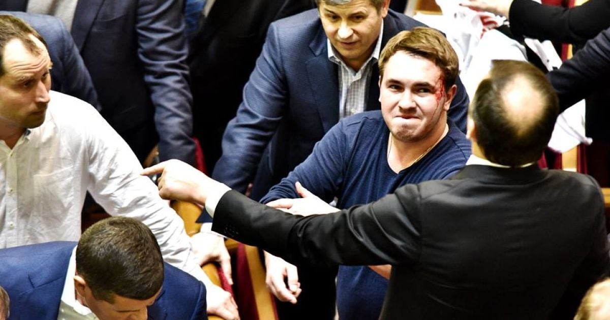 Нардепи побилися втретє за день