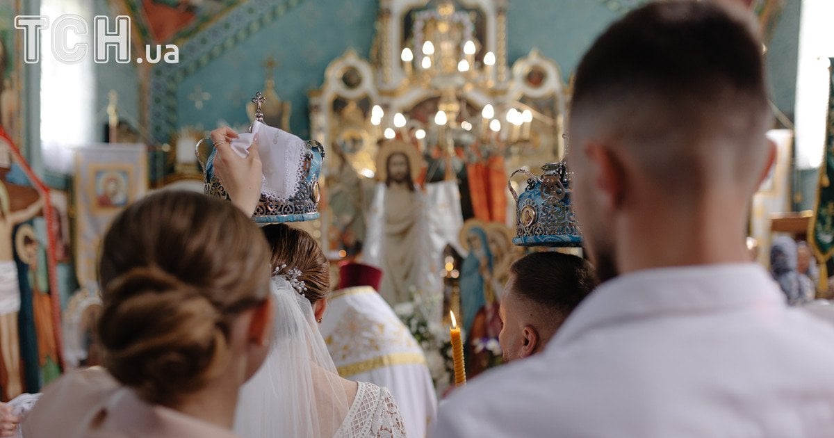 Чи можуть свідки на весілля бути одружені