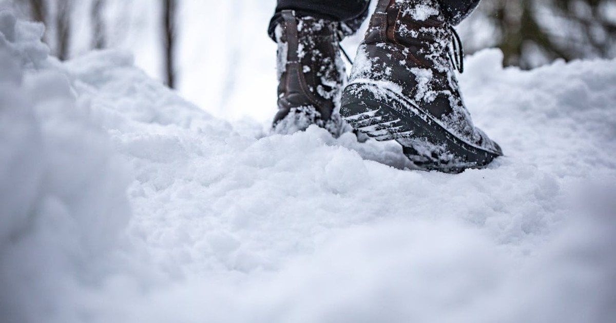 Як зробити взуття водонепроникним