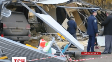 На Хмельниччині джип екс-регіонала збив чотирьох людей на зупинці