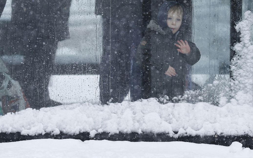 Снегопад создал хаос на дорогах. / © Reuters