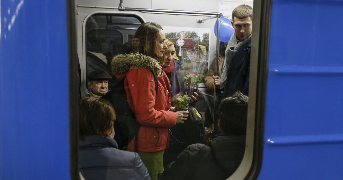 квіти у метро_6 / © Reuters