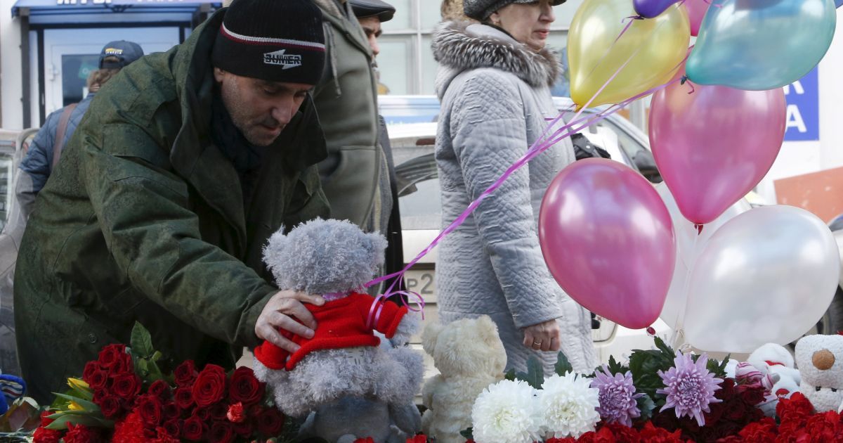 У Москві несуть квіти в пам'ять про вбиту дівчинку_2 / © Reuters