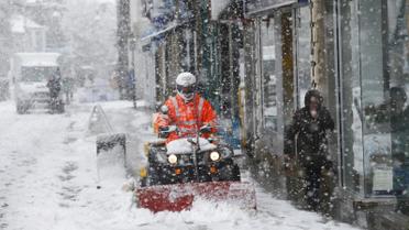 Снегопад создал хаос на дорогах. / © Reuters