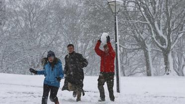 Снегопад создал хаос на дорогах. / © Reuters