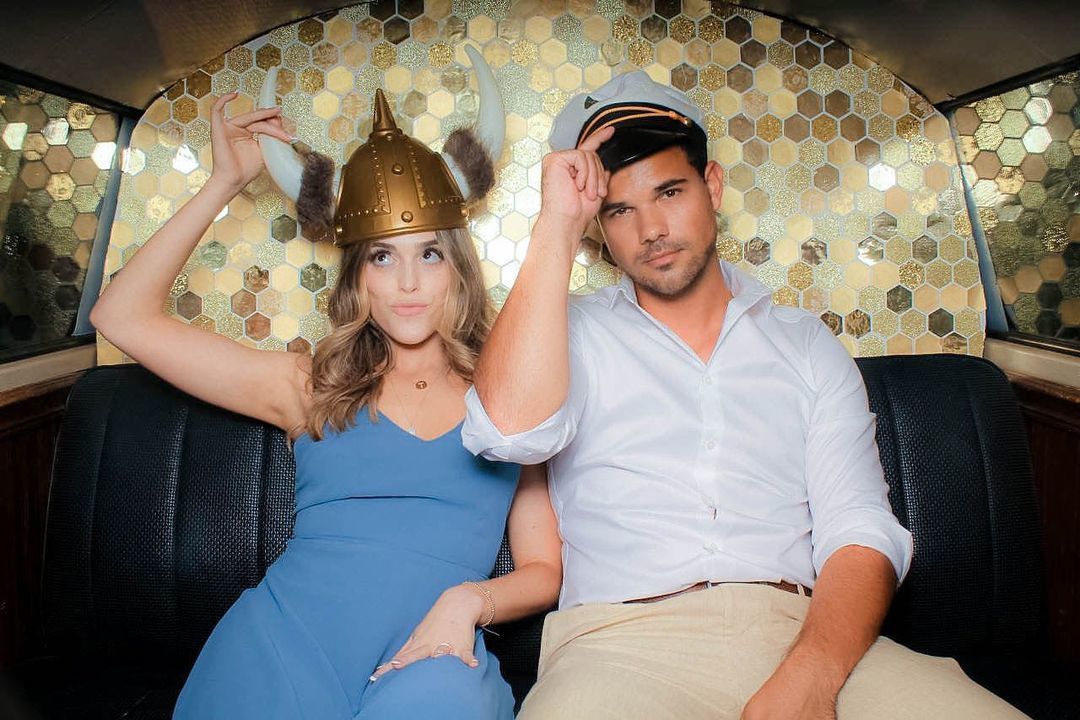 Тейлор Лотнер со своей женой / © instagram.com/taylorlautner