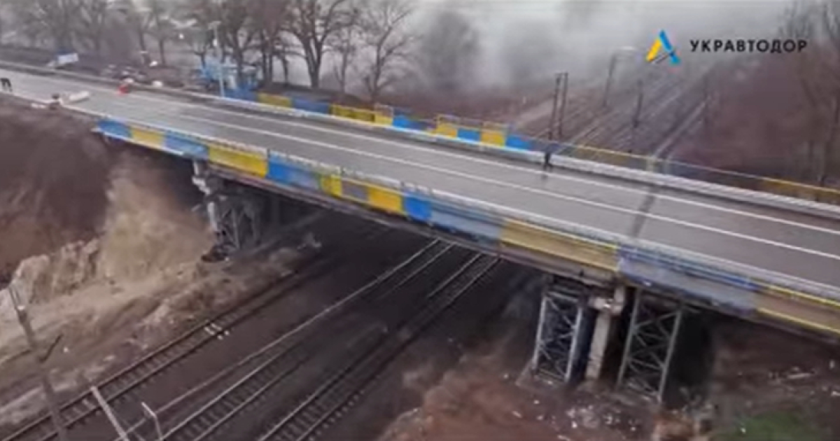 На Харківщині відкрили шляхопровід, який обвалився влітку