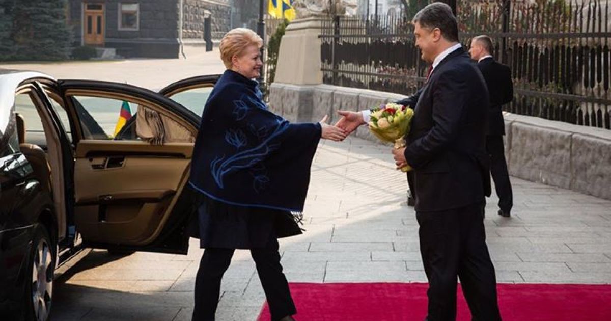 До Києва прибула Даля Грібаускайте