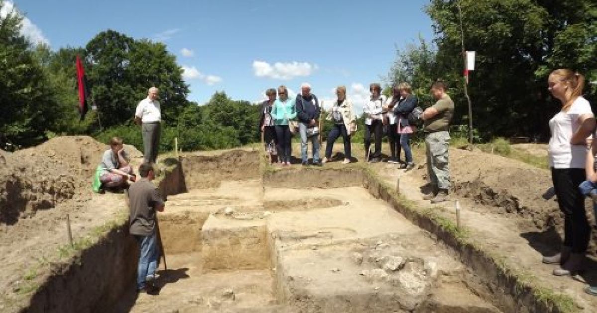 На Львівщині виявили християнський цвинтар давньоруської доби