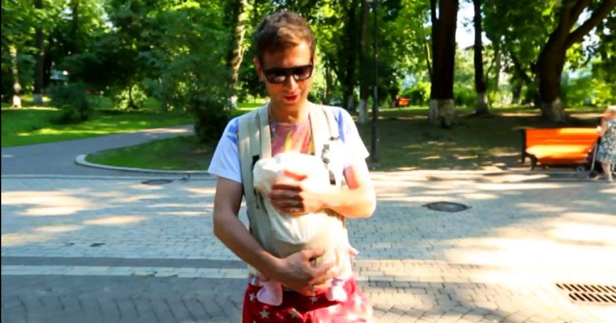 Ступка, Галич, Лірник та Дядя Жора. Як зіркові татусі вправляються з малечею