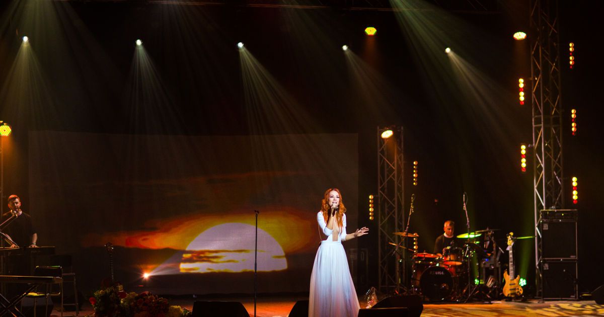 Cветлана Тарабарова представила сольную программу