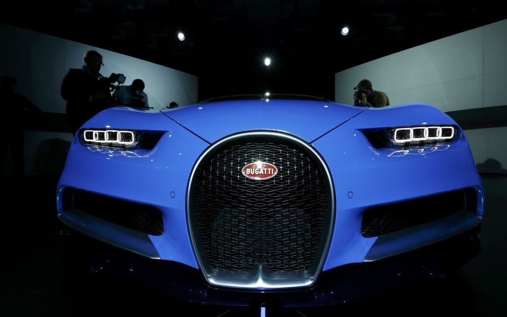 Презентация нового автомобиля Bugatti Chiron накануне 86-го Международного автосалона в Женеве, Швейцария. / © Reuters