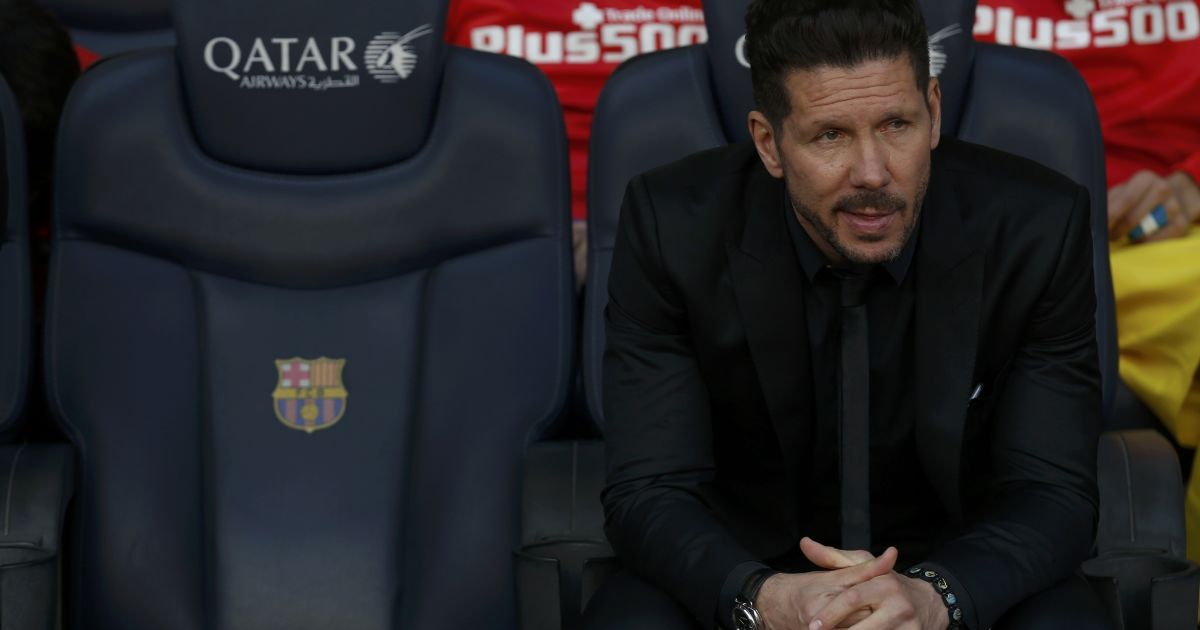 Симеоне предстоит придумать, кого поставить в центр защиты.