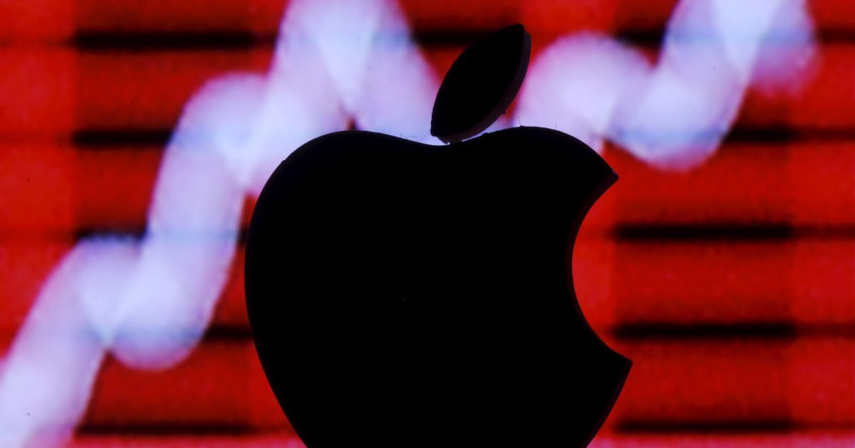 Противостояние Apple и ФБР из зала суда переместилось в Конгресс