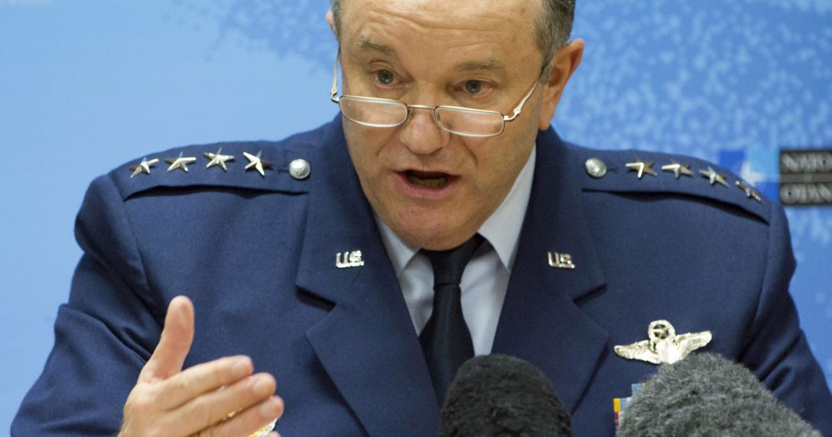 Филипп Брідлав.