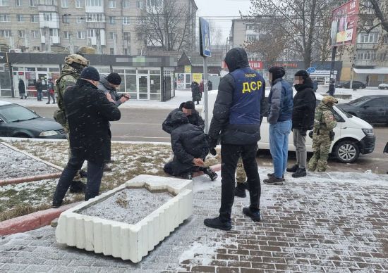 До злочину готувався понад тиждень: на Житомирщині чоловік хотів перервати вагітність дружини, а потім вирішив отруїти