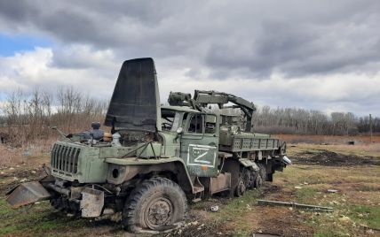 Гатят из артиллерии и авиации: оккупанты штурмуют Рубежное и Попасную