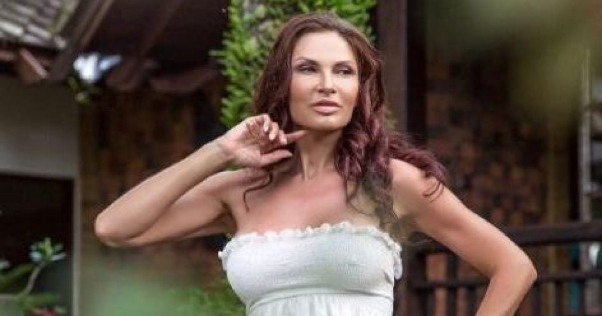Актриса Эвелина Бледанс развелась с мужем