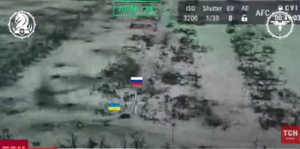 Бій БМП і танка