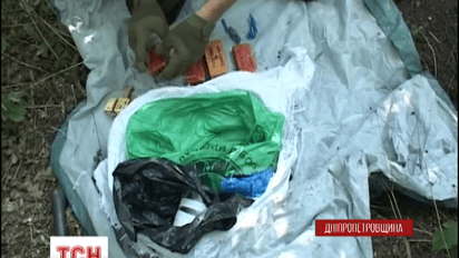На Дніпропетровщині СБУ виявили схованку зі зброєю та вибухівкою
