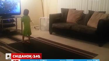 Маленький пародист Майкла Джексона став зіркою Інтернету