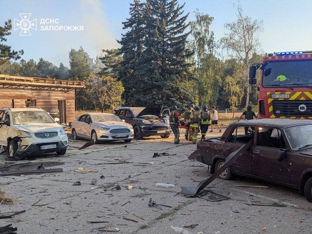 "Ноль военного смысла": Зеленский отреагировал на атаку по Запорожью