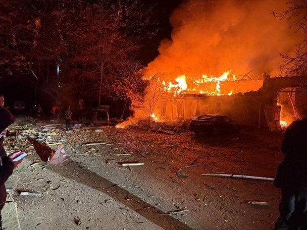 Нічна атака БпЛА та війна на Близькому Сході: головні новини ночі 24 квітня 2026 року