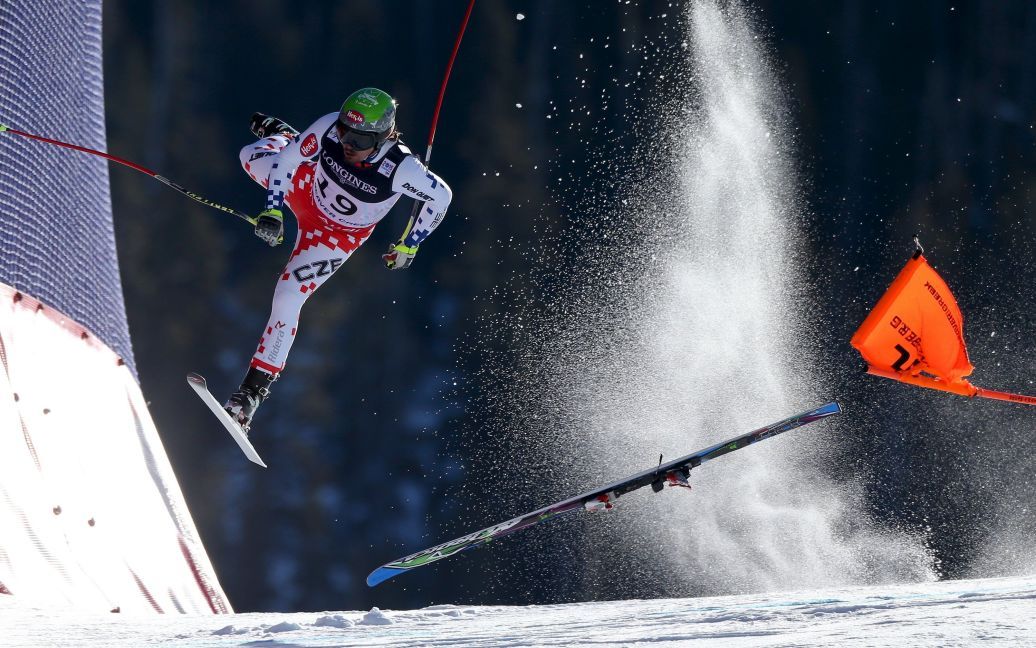 Christian Walgra "Чемпионат мира FIS". Ондрей Банк с Чехии падает во время спуска на чемпионате мира. / © Reuters