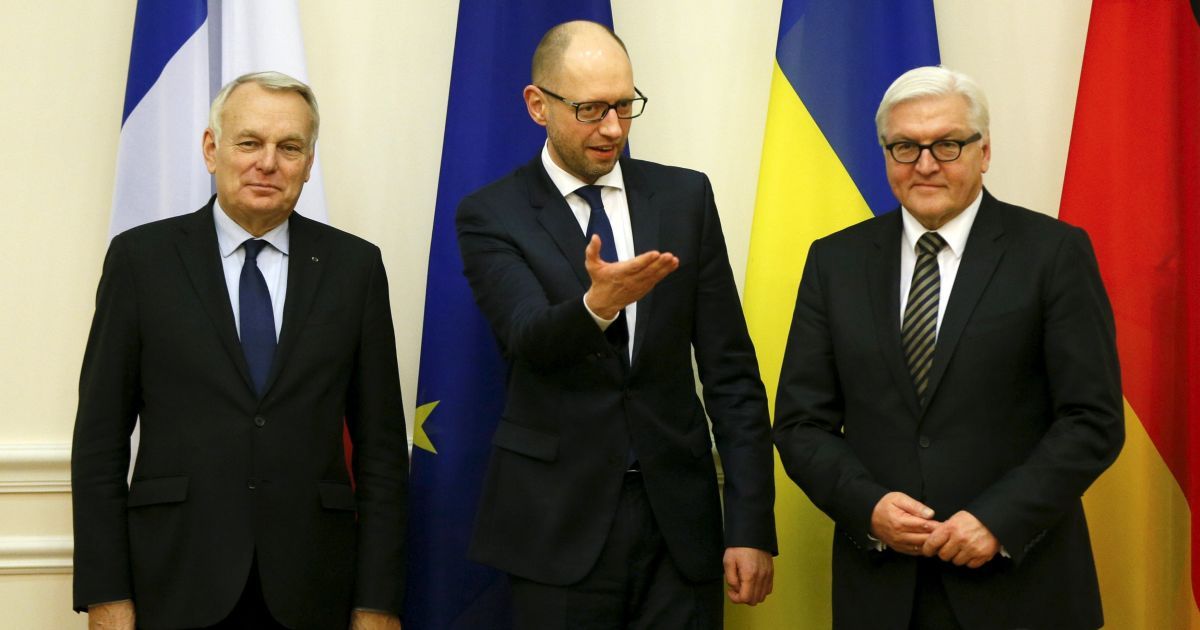 Франк-Вальтер Штайнмаєр, МЗС Німеччини, Жан-Марк Еро, МЗС Франції, Арсеній Яценюк_1 / © Reuters