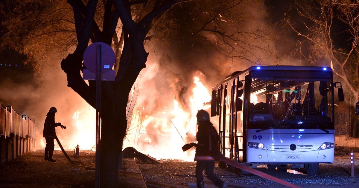 теракт в Анкарі, швидка / © Reuters