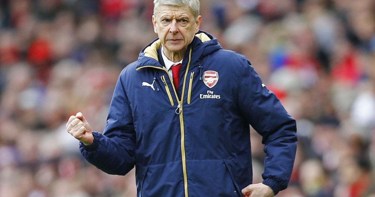 Венгер никуда не уходит.