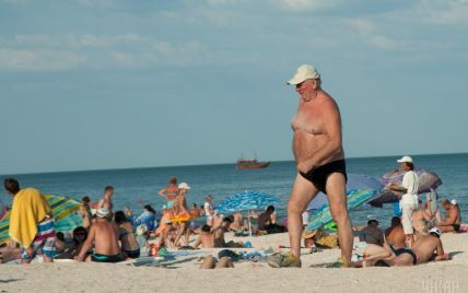 Черное море от 300 грн, Азовское от 150 грн за сутки: сезон отпусков не радует украинцев ценам