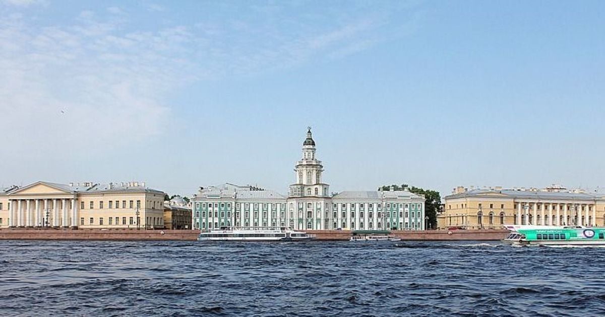 У російському Петербурзі, слідом за Москвою, ввімкнуть тривожні сирени