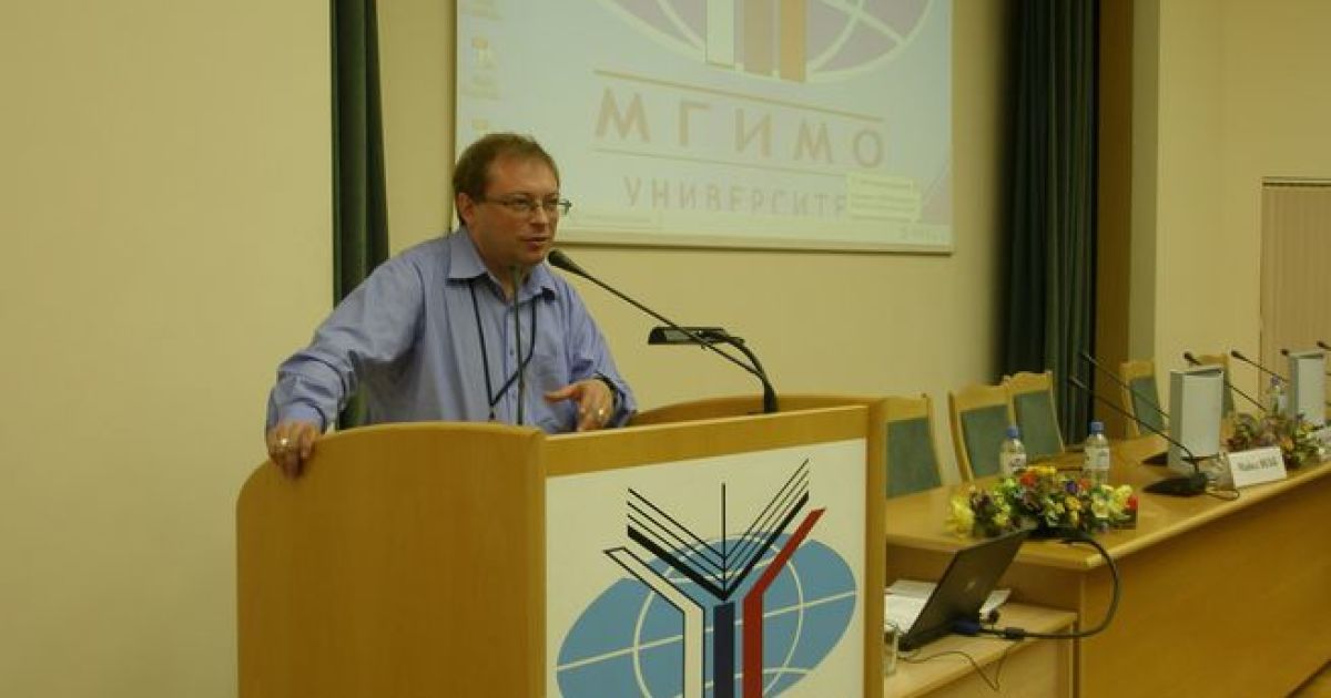 Декан исторического факультета Константин Юматов / © vse42.ru
