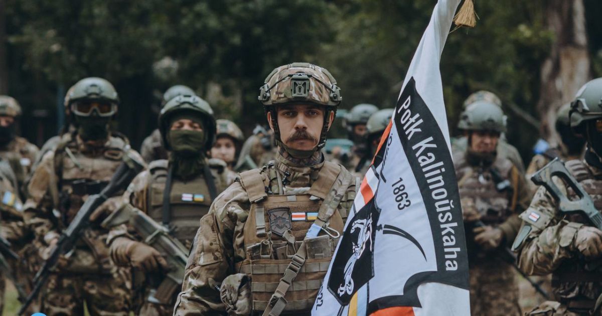 Білоруські добровольці полку Калиновського / Фото Батальён Кастуся Каліноўскага