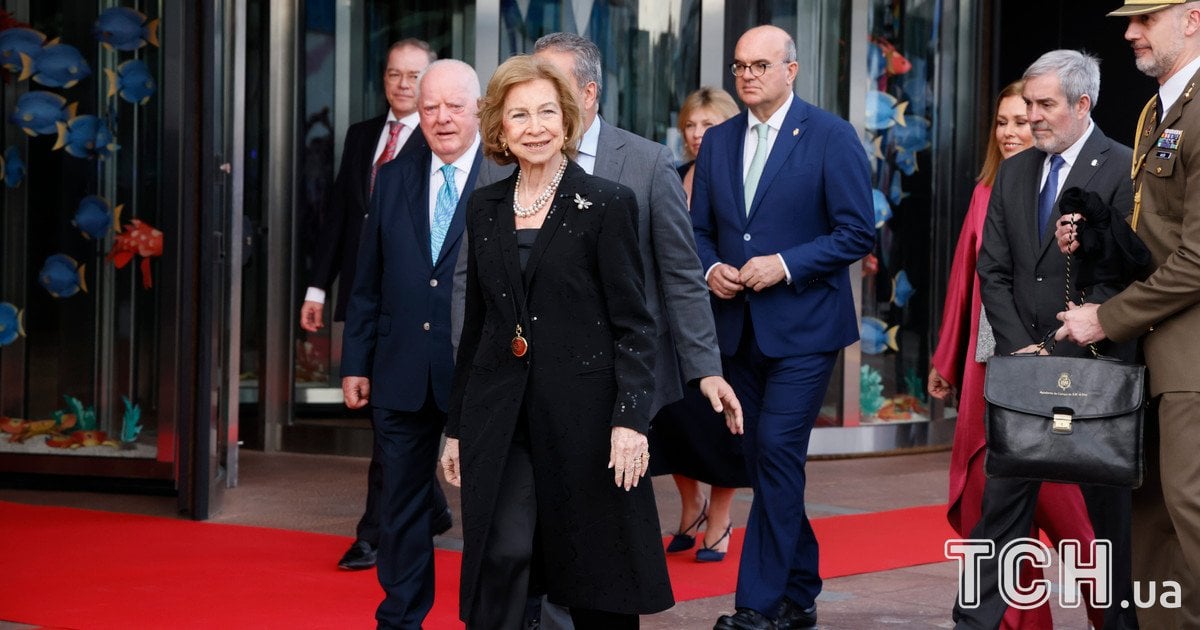 Королева Софія