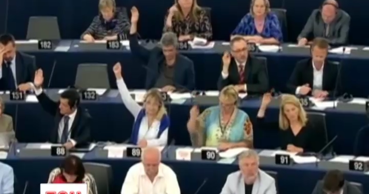 Европарламент может предоставить безвизовый режим девяти странам