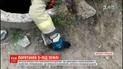 В Кривом Роге спасатели вытащили щенка из канализационного колодца