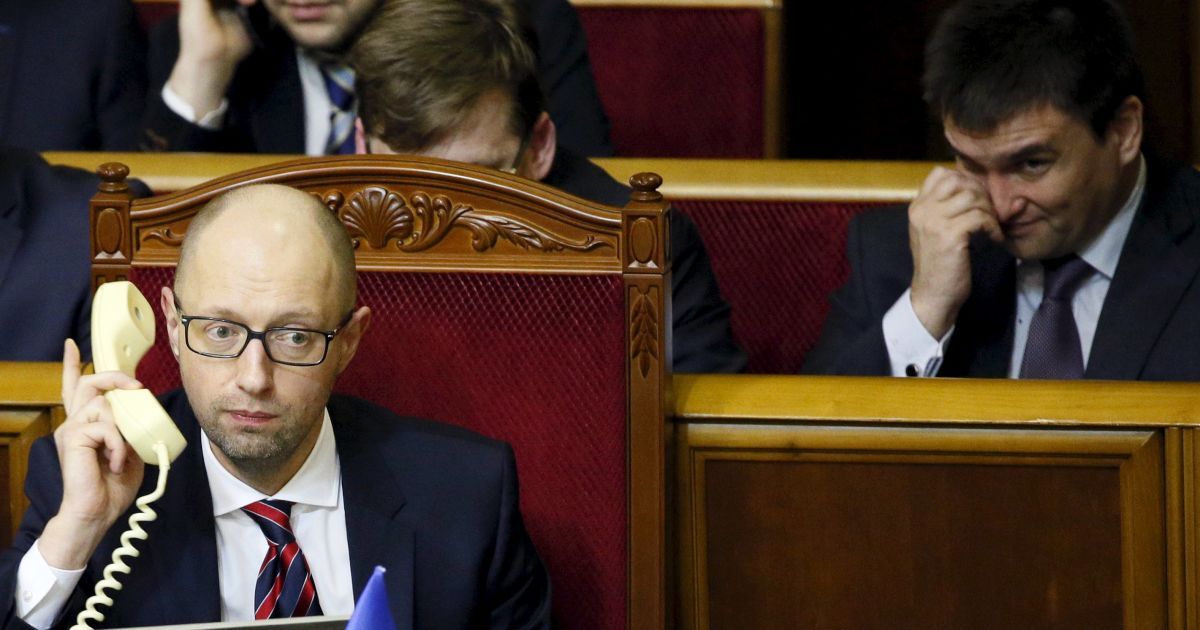 Яценюк убежден, что системная мафиозная коррупция "в верхах" в Украине преодолена