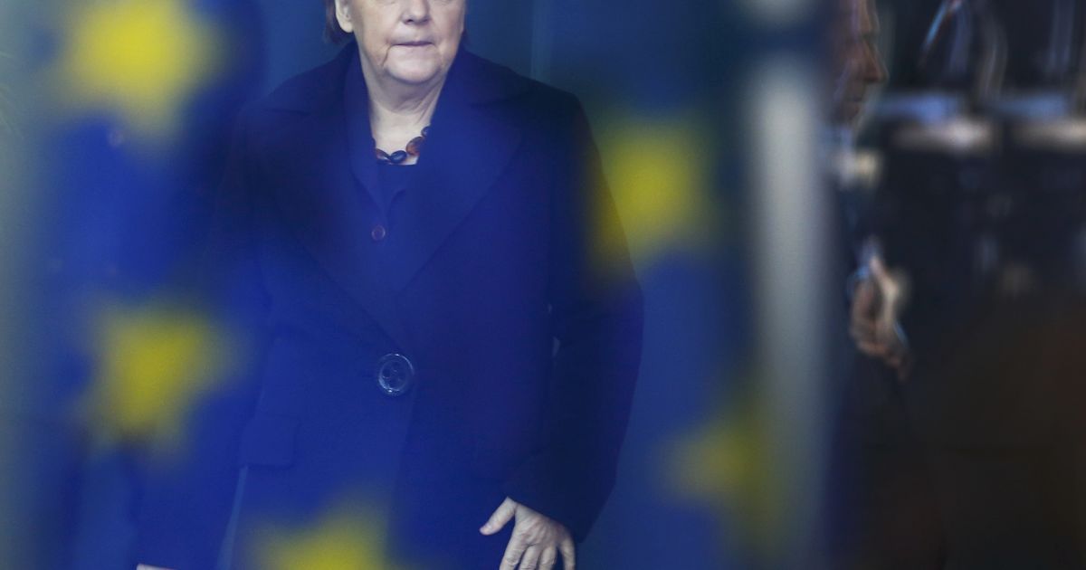 Германия обещает взять больше ответственности за происходящее в мире