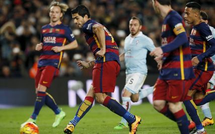 Зірки "Барселони" познущалися над голкіпером суперника при виконанні пенальті