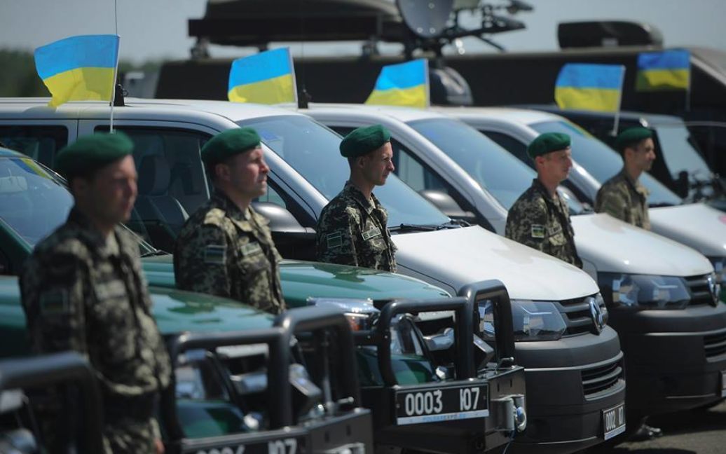 На границе с Россией Украина строит оборонительные сооружения / © Facebook/Арсений Яценюк