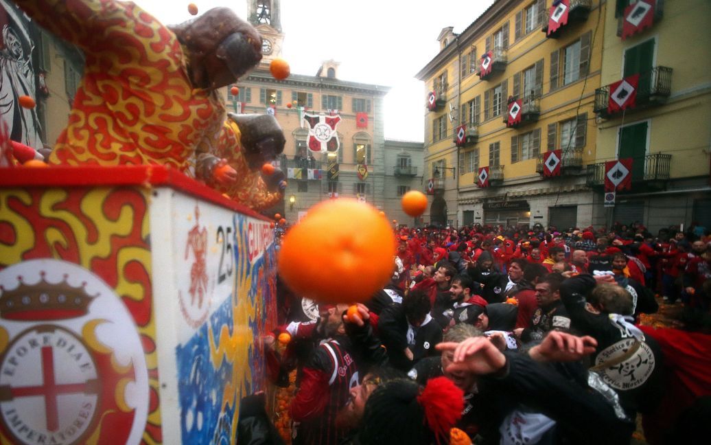 Итальянцы били друг друга апельсинами / © Reuters