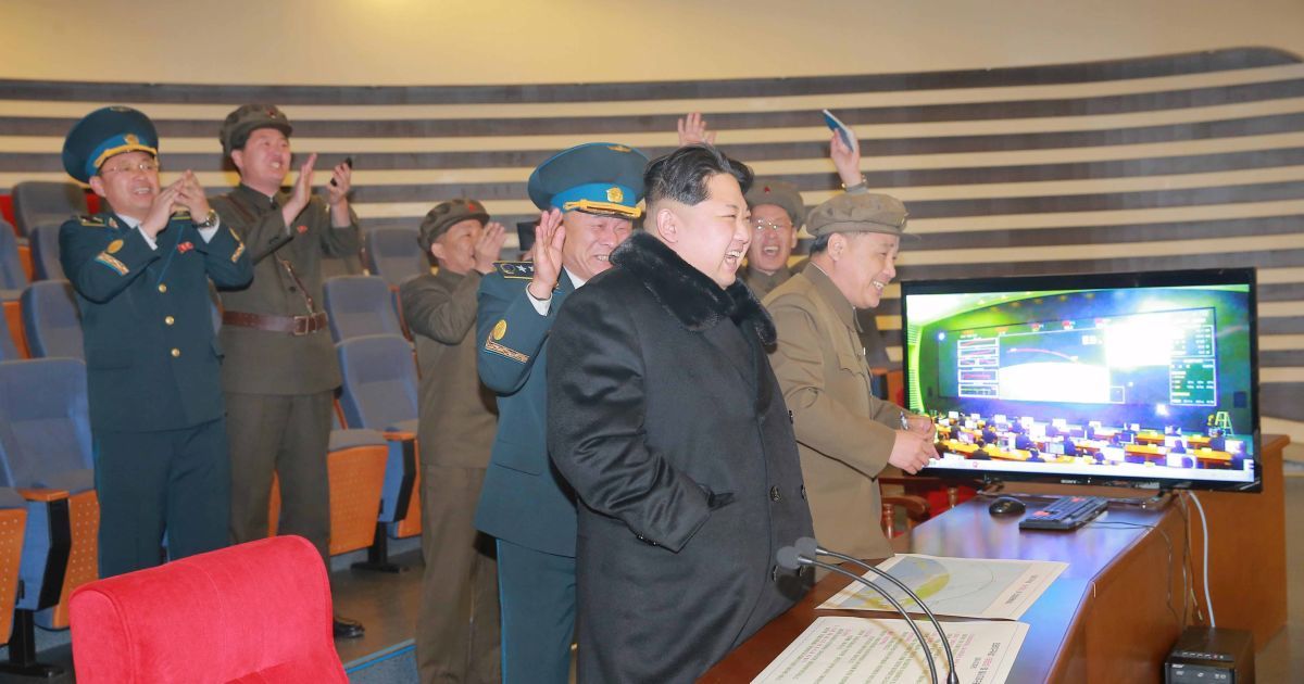 Появились подробности запуска баллистической ракеты с подлодки КНДР