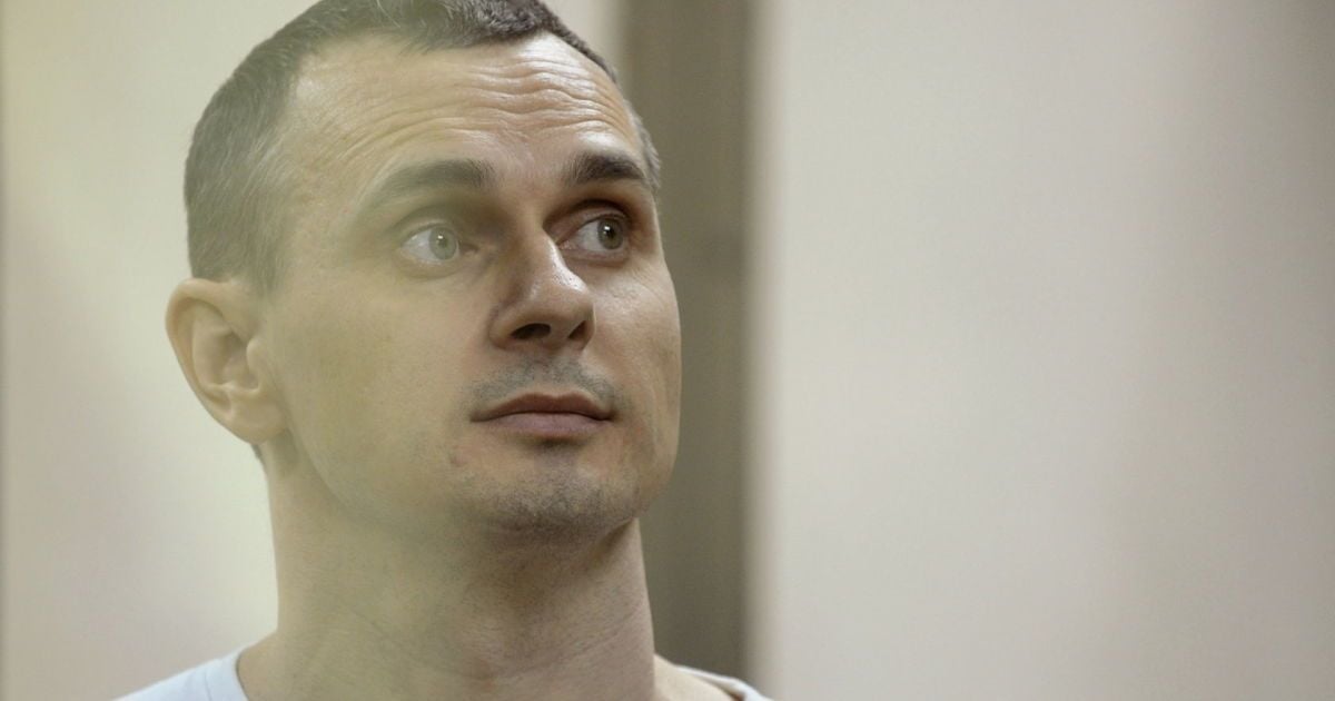 На Майдане состоялось общественное празднование 40-летия заключенного в РФ Олега Сенцова